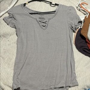 Arizona Jean Company Gray and White Striped Short Sleeve Tee